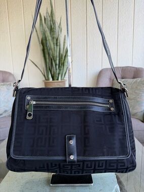 Givenchy ShoulderBag Black💝💝💝